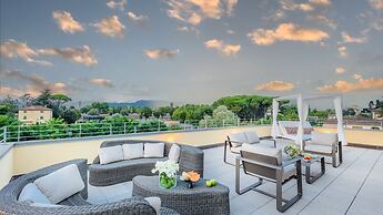 Luce Terrace Penthouse