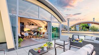 Luce Terrace Penthouse