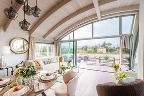 Luce Terrace Penthouse