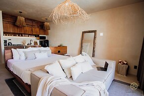 Muunek by Landboutique