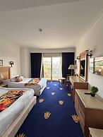 Elite Pyramids View Inn