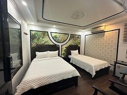 Golden Rose Premium Hotel