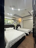 Golden Rose Premium Hotel