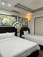 Golden Rose Premium Hotel