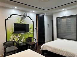 Golden Rose Premium Hotel