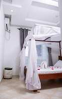 Lux Suites Kijani Beach Apartments