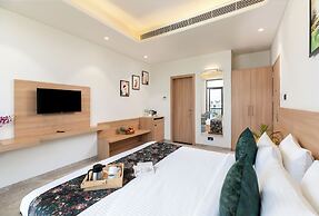 7 Rays Hotel