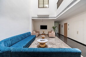 7 Rays Hotel