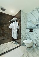 7 Rays Hotel