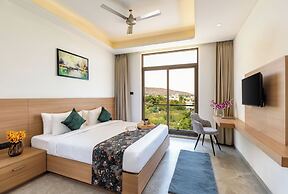 7 Rays Hotel