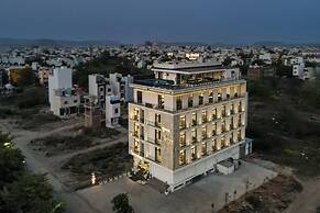 7 Rays Hotel