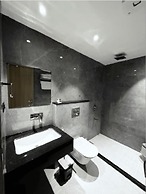 7 Rays Hotel
