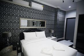 Golden Star Pattaya