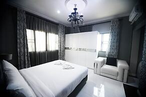 Golden Star Pattaya