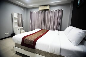 Golden Star Pattaya