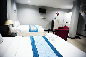 Golden Star Pattaya