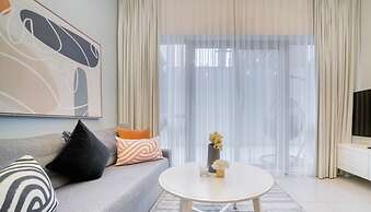 Contemporary One Bedroom with Chic Design
