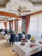 LEYSHOF HOTEL