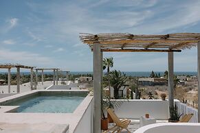 CASA BLANCO MADERA (ADULTS ONLY)