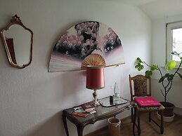 Seminarhaus Arya Maitreya