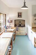 Artisan Hall Stunning Grandeur Cotswolds