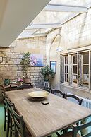 Artisan Hall Stunning Grandeur Cotswolds