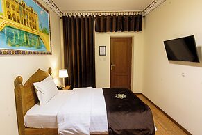 Hotel Iman