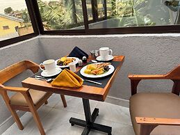 Canopy View Hotel