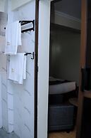 Canopy View Hotel