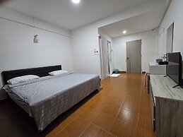 RATANASIRI HOTEL