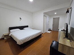 RATANASIRI HOTEL