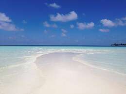 Hakuna Maldives