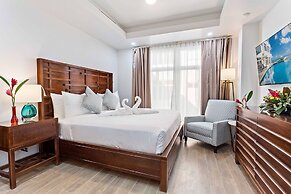 Royal Kahal Beach Resort