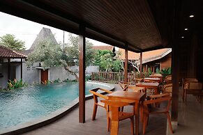The Riang Villa