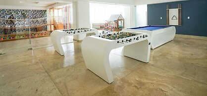 Beachfront Paradise at Armandos Le Club