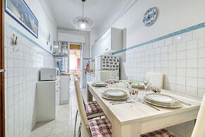 Tullia relax home 650m from the sea