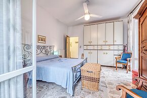 Tullia relax home 650m from the sea
