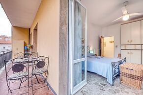 Tullia relax home 650m from the sea