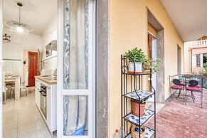 Tullia relax home 650m from the sea