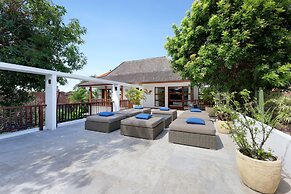 Villa Amira Legian
