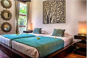 Villa Amira Legian