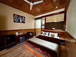 Goroomgo Gandhi's Paradise Dharamshala
