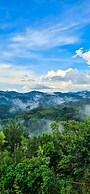 Bwindi Neckview Lodge