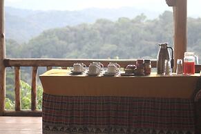 Bwindi Neckview Lodge