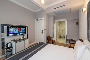 The Now Hotel