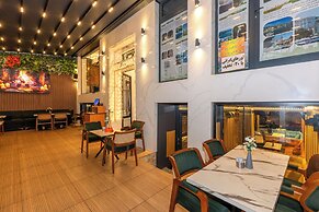 The Now Hotel