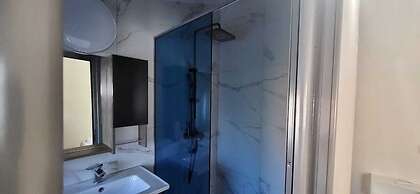 Jon rooms