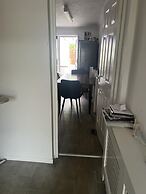 Basildon 3 Bedroom - Free Parking, Private Garden