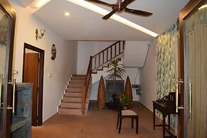 Brown Town Resort & Spa