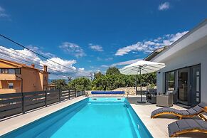 Holiday Home Sole